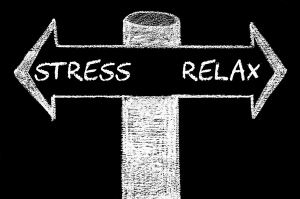 Mittemot pilar med Stress kontra Relax. — Stockfoto