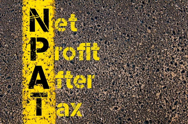 Бизнес-акроним NPAT как чистая прибыль после уплаты налогов — стоковое фото