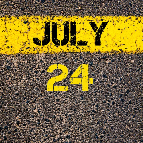 24 Juillet jour calendrier sur marquage routier ligne de peinture jaune — Photo
