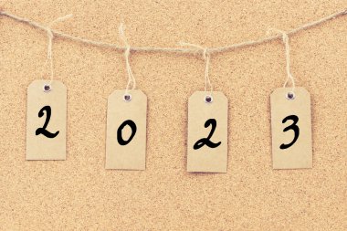 Vintage grunge Etiketler ile yıl 2023