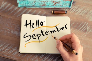 Yazılı metin Merhaba Eylül