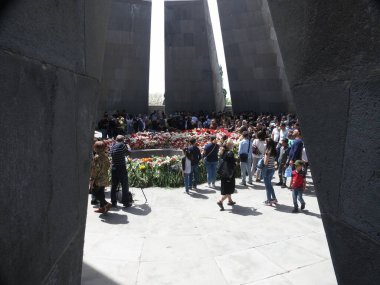Erivan, Ermenistan... 24 Nisan 2021 Tsitseraberd. Soykırım anıtı Ermeni Soykırımı kurbanlarına adanmış Ermeni resmi anıtıdır. Üzücü gün 