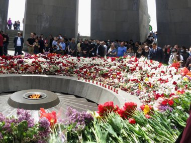 Erivan, Ermenistan... 24 Nisan 2021 Tsitseraberd. Soykırım anıtı Ermeni Soykırımı kurbanlarına adanmış Ermeni resmi anıtıdır. Üzücü gün 