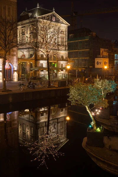 Night Shot Illuminated Weigh House Olive Tree Restaurant Leiden Netherlands — Foto Stock