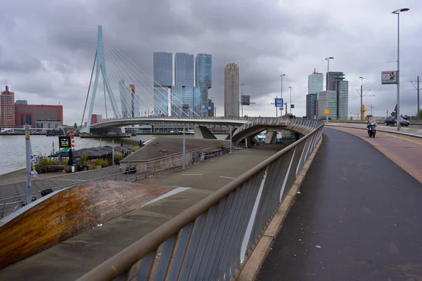 Září 2021 Rotterdam Jižní Holandsko Nizozemsko Pohled Most Erasmus Přes — Stock fotografie