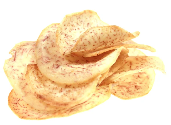 Taro Chips på vit bakgrund — Stockfoto