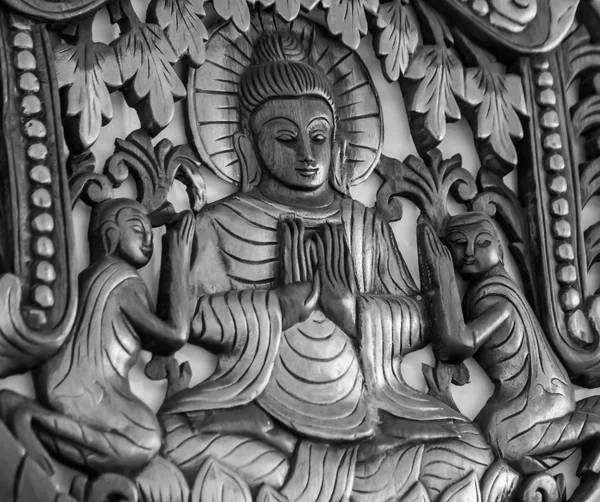 부드럽고 흐릿한 초점 부처님 벽 나무 개척 (클로즈업 — 스톡 사진