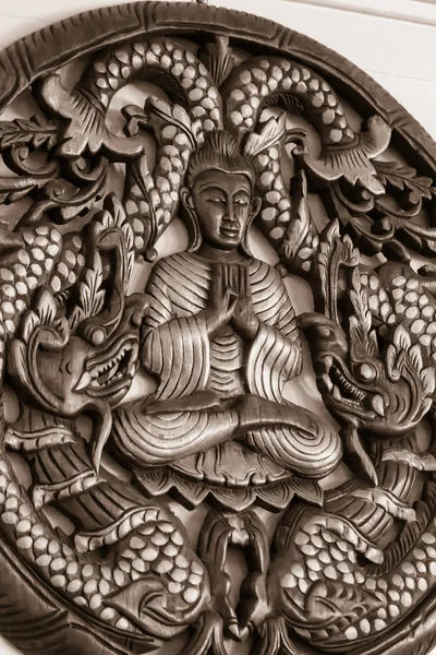 Zacht en onscherpe focus Boeddha muur hout snijden (close-up — Stockfoto