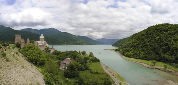 Ananuri kale, Georgia