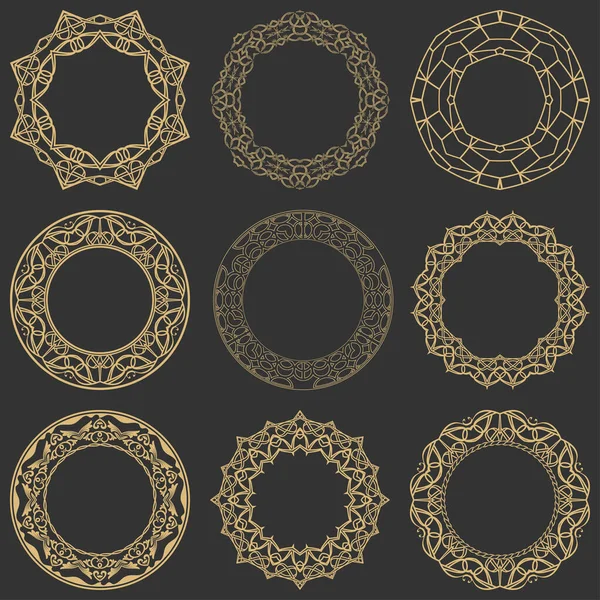 Klasik dairesel süs kur. Dekoratif yuvarlak çerçeveler. Mesaj için yer. Lüks malların, logoların, monogramların tasarım elementlerinin sanat süsü. Vektör illüstrasyonu.