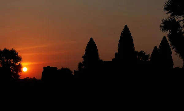 Ancien temple d'Angkor Vat le matin.Cambodgie — Photo