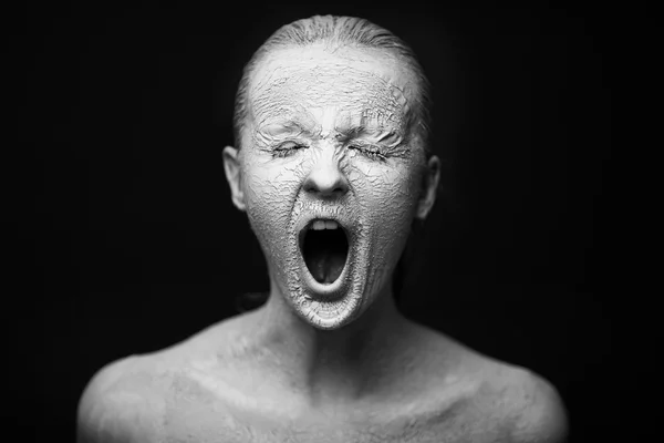 Silent scream. Art studio shot girl in a white body art — Stock Photo, Image
