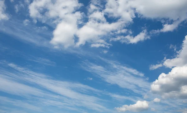 Cielo con nubes — Foto de Stock