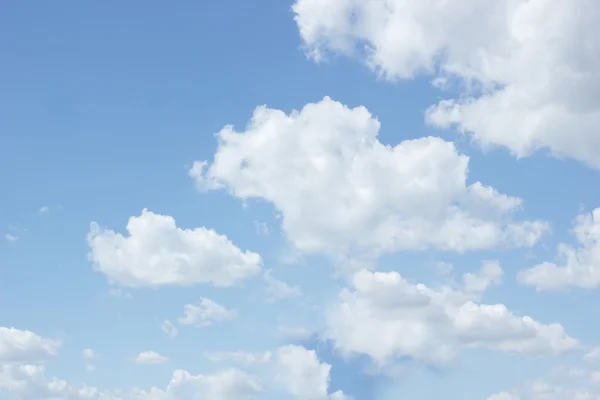 Céu com nuvens — Fotografia de Stock