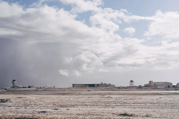 Panaramautsikt över flygplatsen i Island, Reykjavik. — Stockfoto