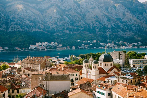Kilátás az óvárosra Kotor, Montenegró — Stock Fotó