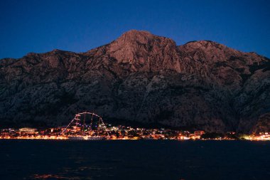  Karadağ 'ın eski Kotor kentinin panoramik manzarası