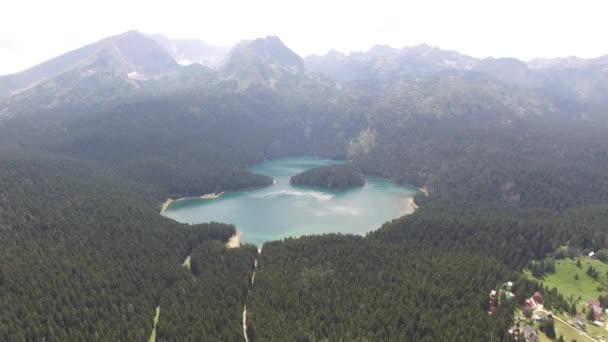 Aerial view of Black Lake in Durmitor National Park — Stock Video