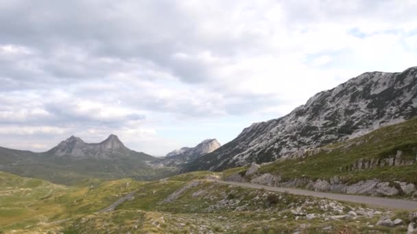 Road in the mountains through the Sedlo pass, Bobov Kuk. Montenegro — Stock Video