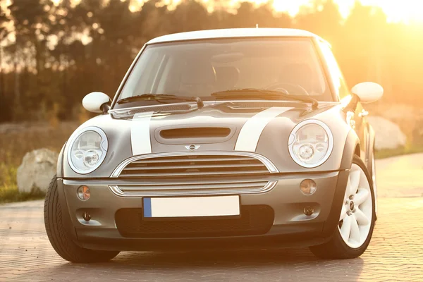 Polen, 05. November 2014: mini cooper s auf dem parkplatz Stockbild