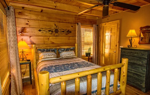 Bedroom in Log Cabin — Stock Photo, Image