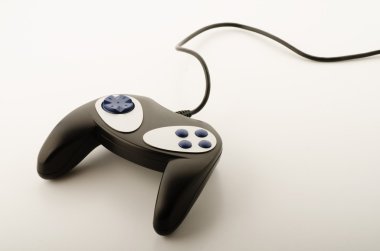 siyah oyun kumandası 