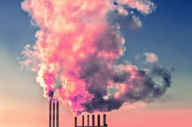 Gökyüzüne duman baca