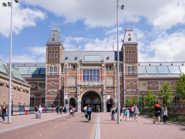 Rijksmuseum Amsterdam görünümünü