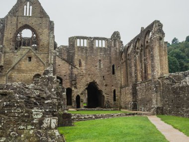 tintern abbey, 12 eski bir manastır kilisesi kalıntıları