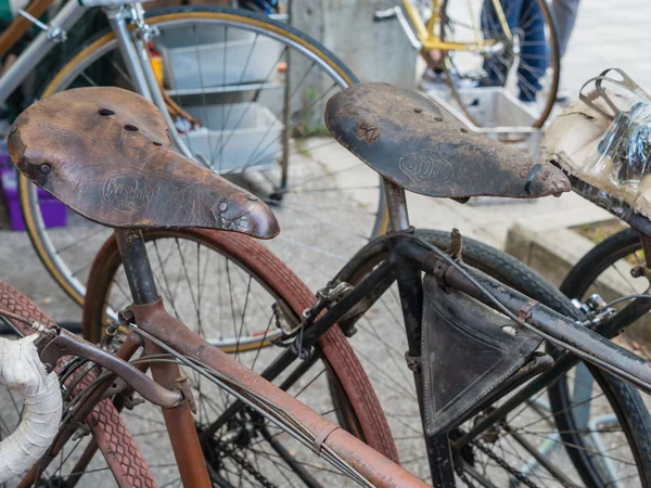 Bicicletas vintage expuestas en L 'Eroica, Italia — Foto de Stock