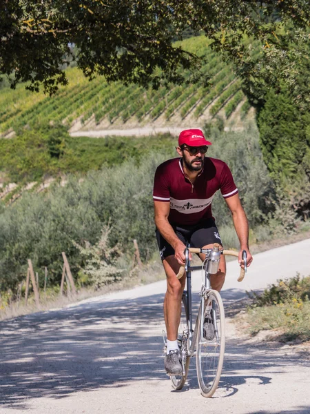 Niet-geïdentificeerde partipant van L'Eroica, Italië — Stockfoto