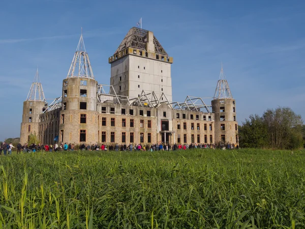 Rovine moderne del castello Almere — Foto Stock