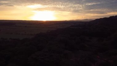 Gündoğumu doğa ve ormanda yapılır..