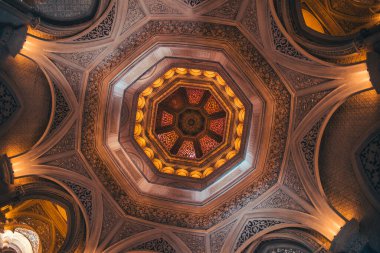 Sintra 'daki Monserrate Kalesi' nin içinde