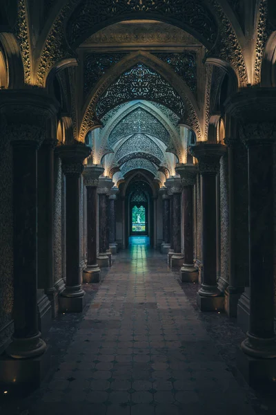 Sintra 'daki Monserrate Kalesi' nin içinde