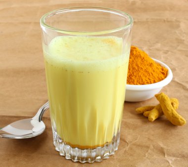 Zerdeçal Latte cam Kupası