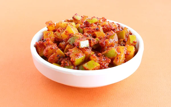 Baharatlı Mango turşusu