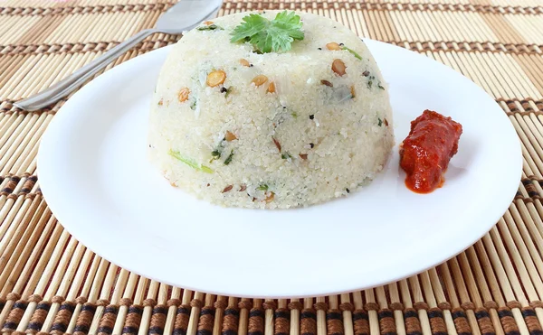 Piatto vegetariano indiano Upma — Foto Stock
