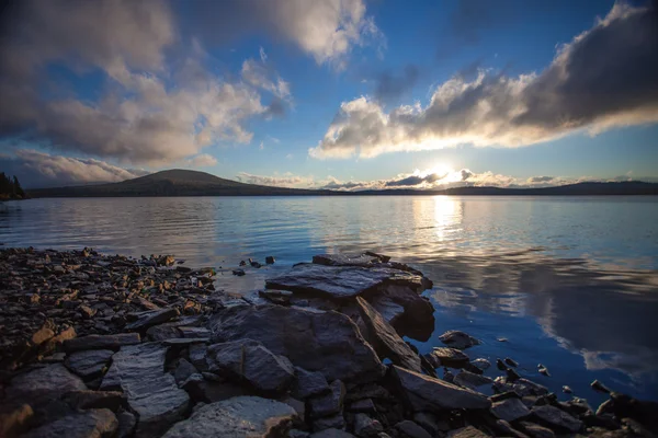 Lago de montaña Zyuratkul — Foto de Stock