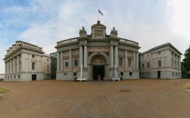 Greenwich, Londra Ulusal Denizcilik Müzesi ön girişi