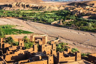 AIT Benhaddou Kasbah, AIT Ben Haddou, Ouarzazate, Morocc görünümünü