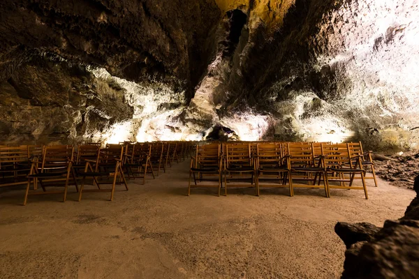 Grüne höhle (cueva de los verdes) auf lanzarote, kanarische inseln, s — Stockfoto