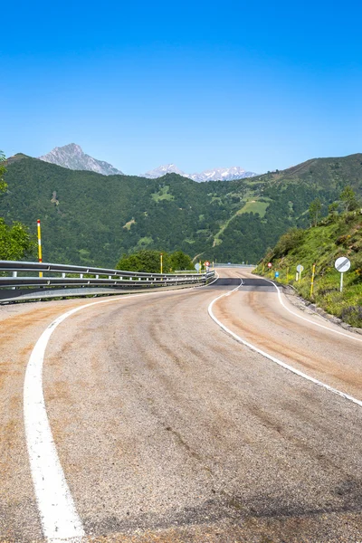 Landschap op picos de europa, asturias, Spanje — Stockfoto