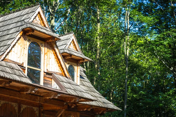 Cabane en bois polonaise traditionnelle de Zakopane, Pologne . — Photo