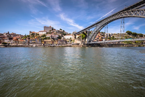 Pohled na Dom Luis most, v Porto, Portugalsko — Stock fotografie