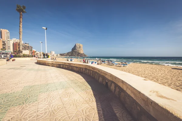 Calpe,Spain-April 2,2015: Famous Mediterranean Resort Calpe in S — Stock Photo, Image