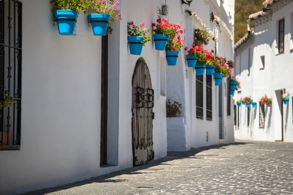 Street with flowers in the Mijas town, Spain — Stock Photo, Image