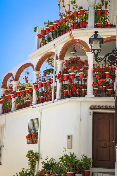 Street with flowers in the Mijas town, Spain — Stock Photo, Image