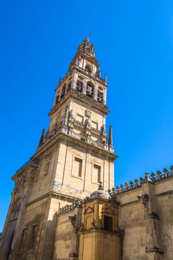 Endülüs Camii ve Cordoba, Sp katedral çan kulesinde