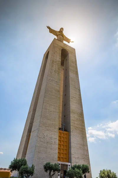 De Christus de koning standbeeld in Lissabon, Portugal — Stockfoto